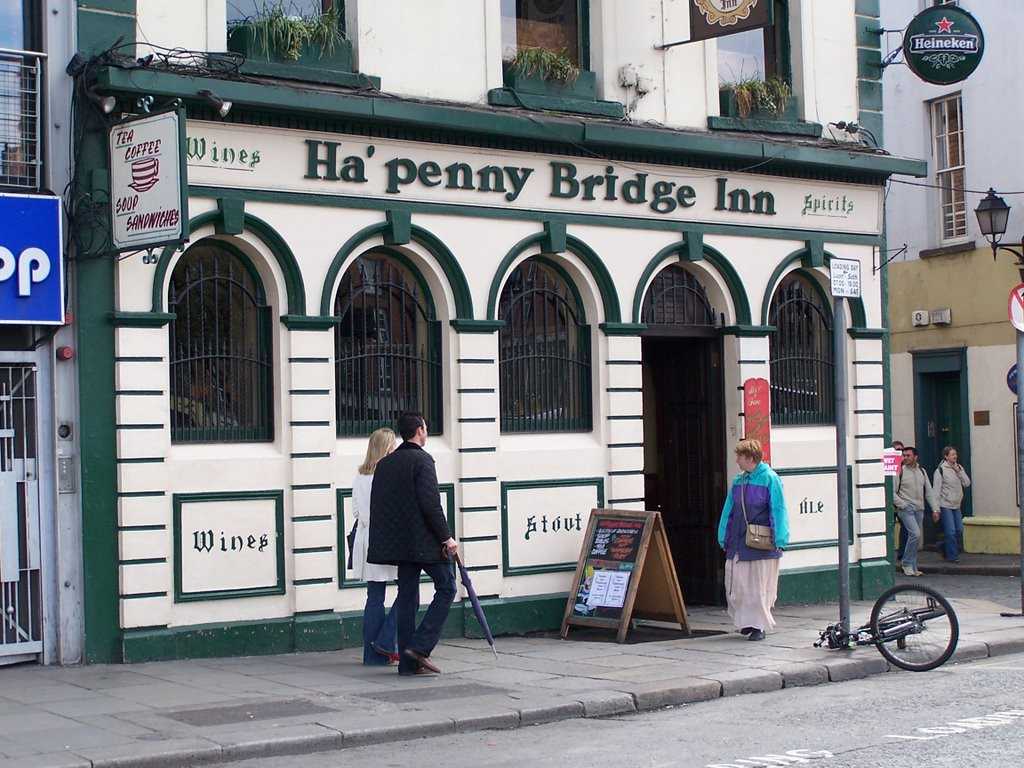 Ha’Penny Bridge Inn