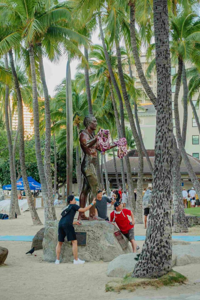 Duke Kahanamoku Statue