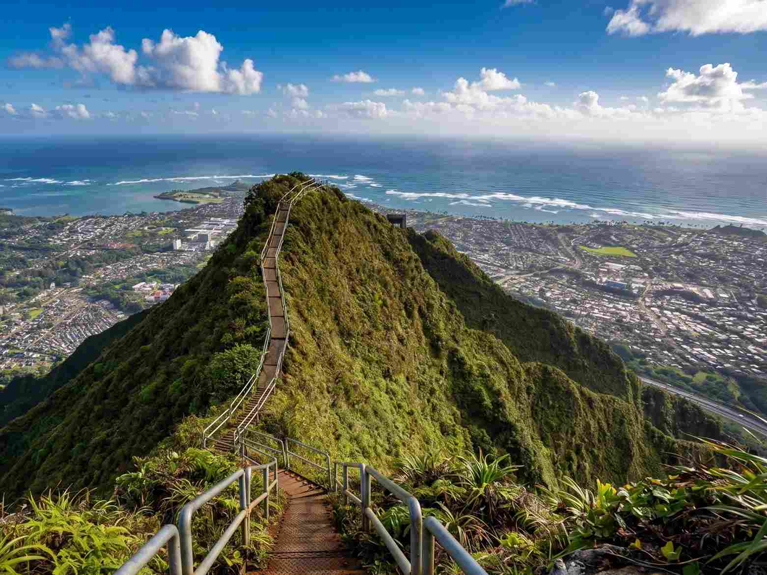 Stairway to Heaven Haʻikū Stairs